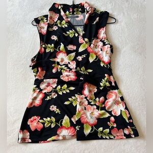 Women’s sleeveless top